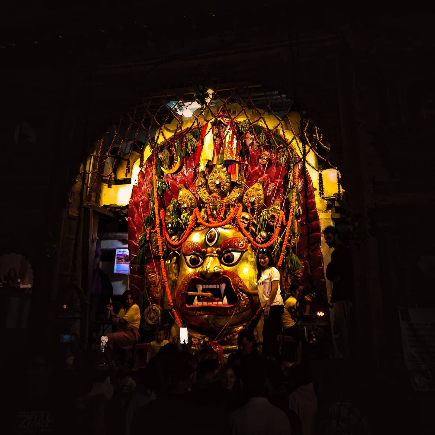 Sweta Bhairav by Saroj Shahi